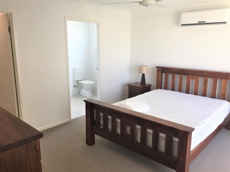 6 Rosebrook Place, Gracemere QLD 4702